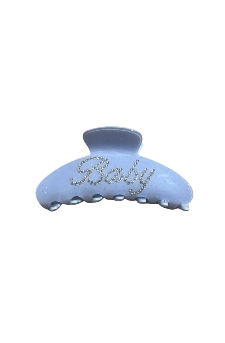 Baby Claw
Twist, style, claw it…wear your’s anyway, everyday.
Wide enough to hold a full head of hair &amp; strong enough to stay in all day with no tugging, no discomfort, jDaisy Lily