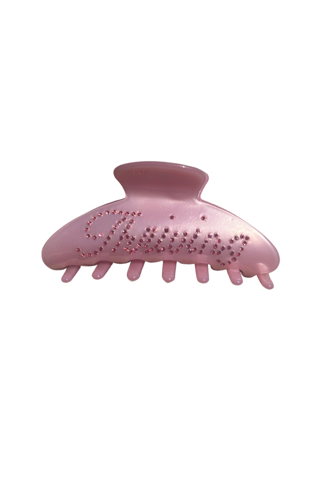 Feeling Flirty Claw

Twist, style, claw it…wear your’s anyway, everyday.
Wide enough to hold a full head of hair &amp; strong enough to stay in all day with no tugging, no discomfort, Daisy Lily
